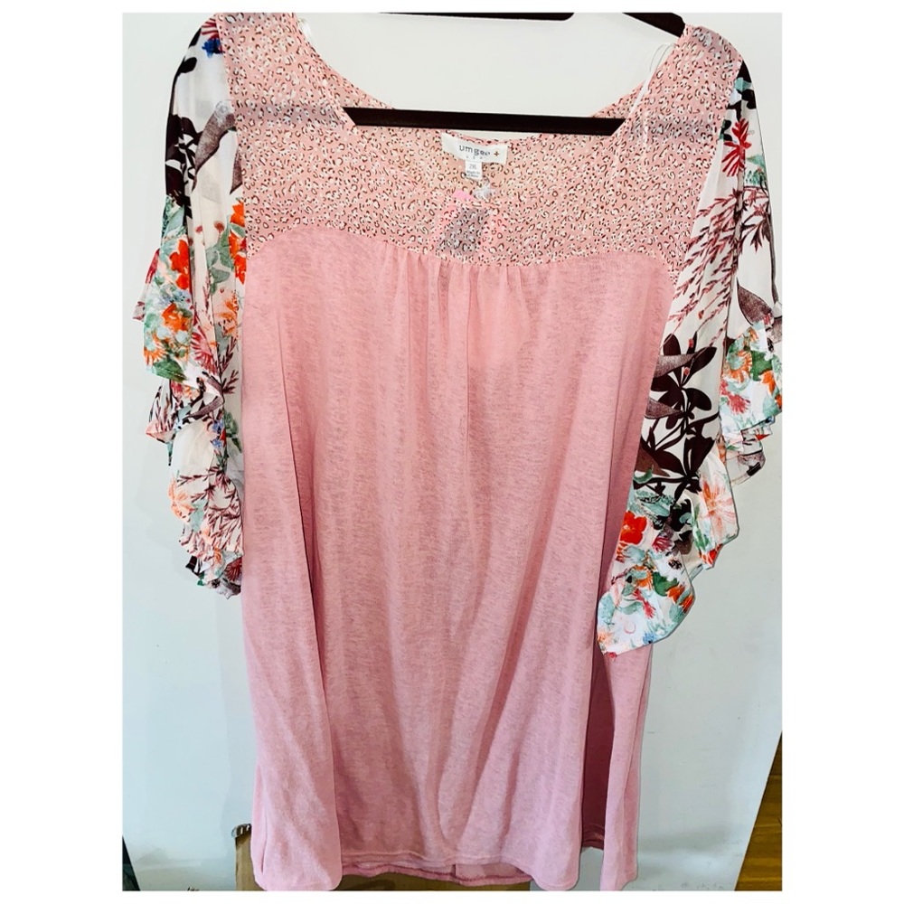 Umgee brand pink patterned tunic.  2x plus size